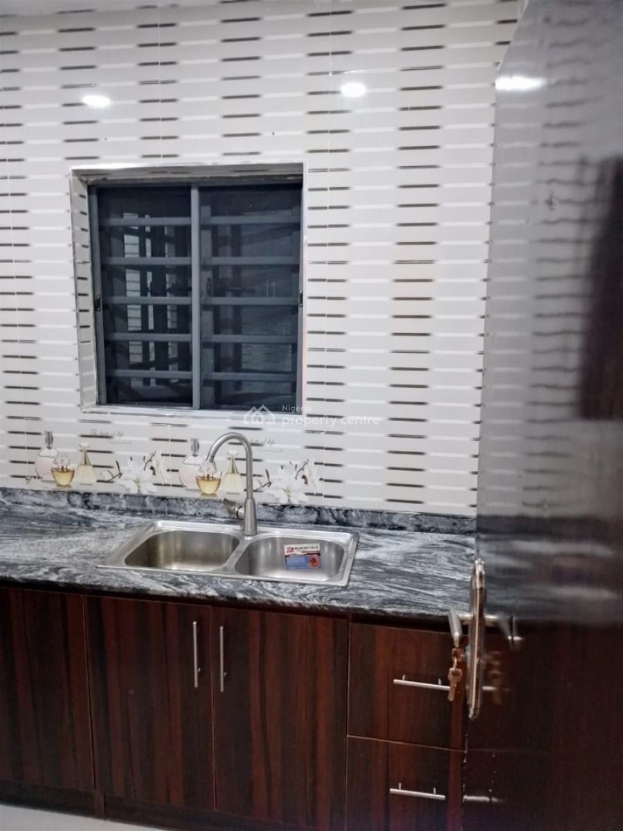 Lovely Self Serviced 2bedroom Flat, Off Bourdilon Road, Ikoyi, Lagos, Flat / Apartment for Rent