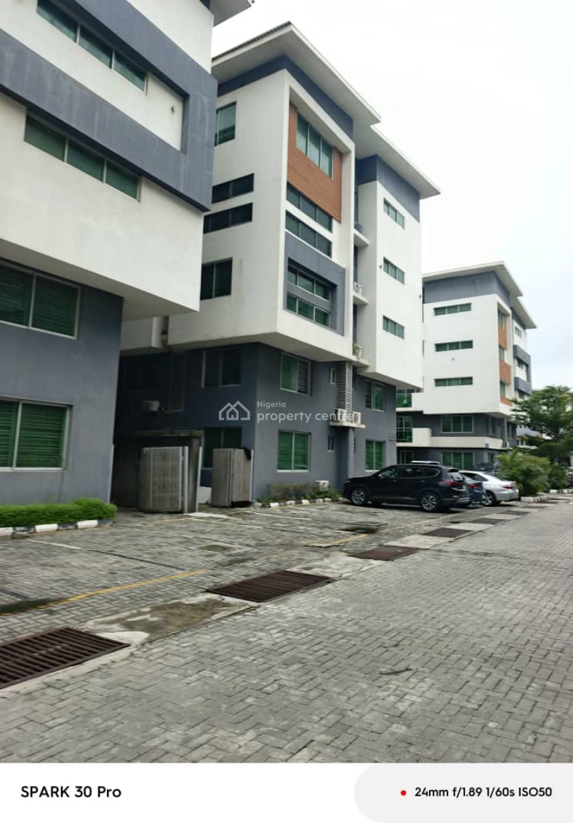 Studio Apartment with Open Plan Kitchenette, Ologolo Lekki Lagos, Ologolo, Lekki, Lagos, Flat / Apartment for Rent