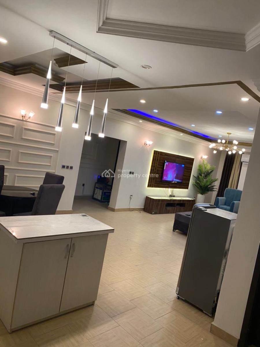 Luxury 2 Bedrooms Flat with Excellent Facilities, Chevron/idado, Lekki Phase 2, Lekki, Lagos, Flat / Apartment for Sale