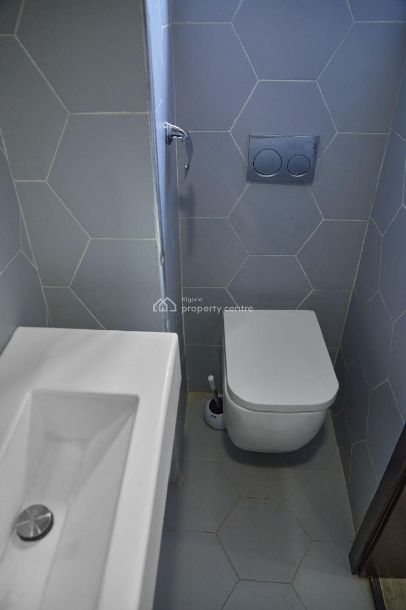 a Well Finished 3 Bedroom Penthouse in a Fully Serviced Estate., Cadogan Estate, Osapa London, Lekki, Lagos, House for Sale