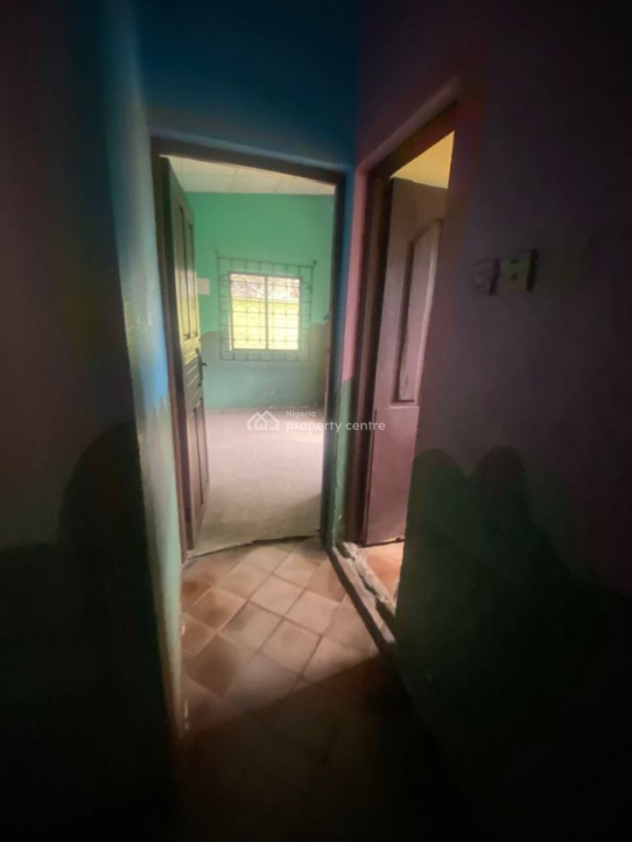 a Self Compound Well Maintained Renovated 5 Bedroom Bungalow, Off Ago Palace Way Okota Lagos, Ago Palace, Isolo, Lagos, Detached Bungalow for Rent