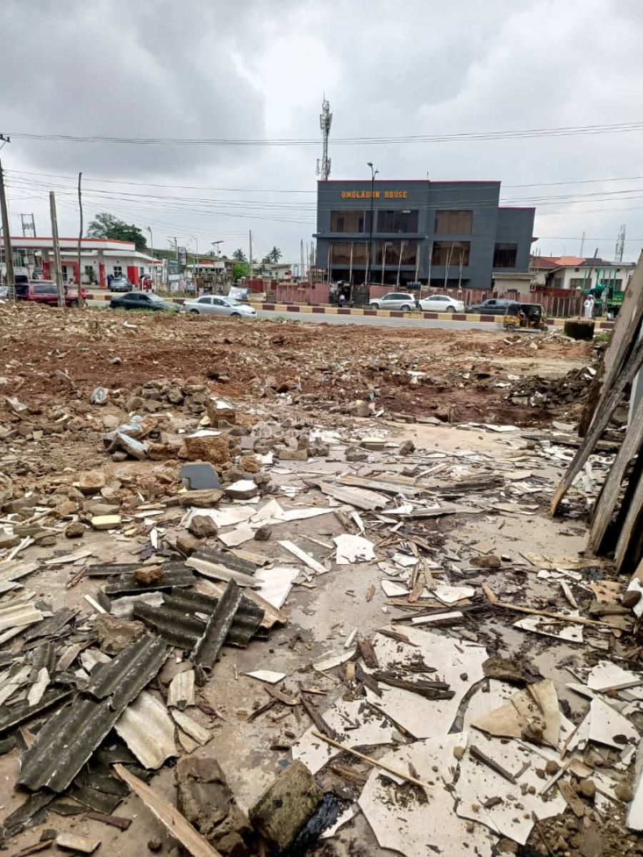 Prime Commercial Parcel of Land, Opposite Sao Filling Station, Idi Ape, Ibadan, Oyo, Commercial Land for Sale