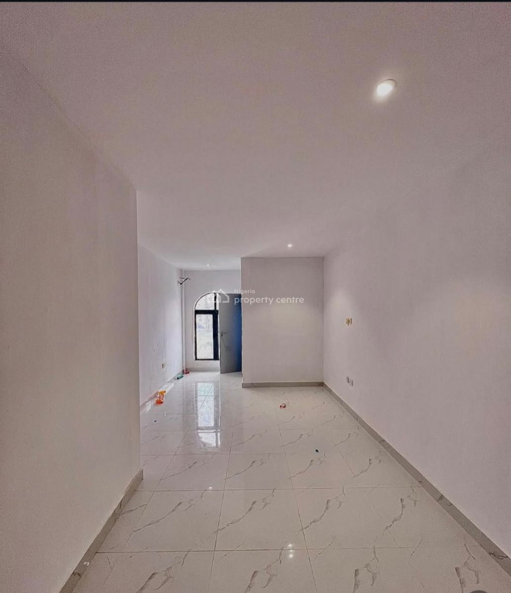 Luxury 3 Bedroom Spacious Penthouse, Lekki Phase One Off Freedom Way, Lekki, Lagos, Flat / Apartment for Sale