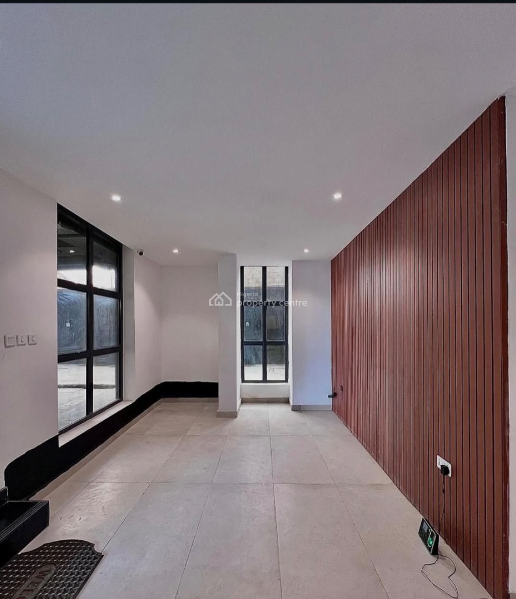 Luxury 3 Bedroom Spacious Penthouse, Lekki Phase One Off Freedom Way, Lekki, Lagos, Flat / Apartment for Sale