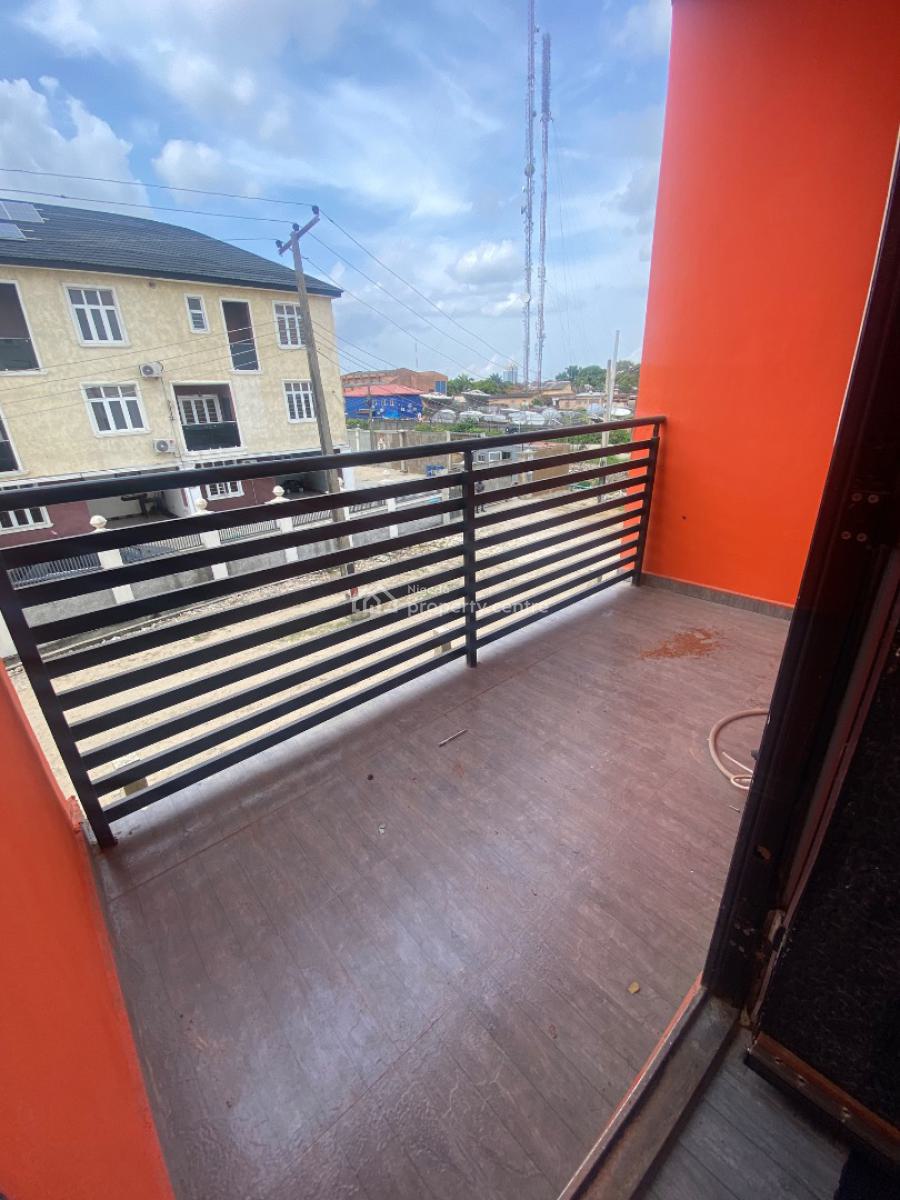 Massive 3 Bedroom Apartment with All Rooms Ensuit Plus Visitors Toilet, Collindale Estate Behind Stadium Hotel, Surulere, Lagos, House for Rent
