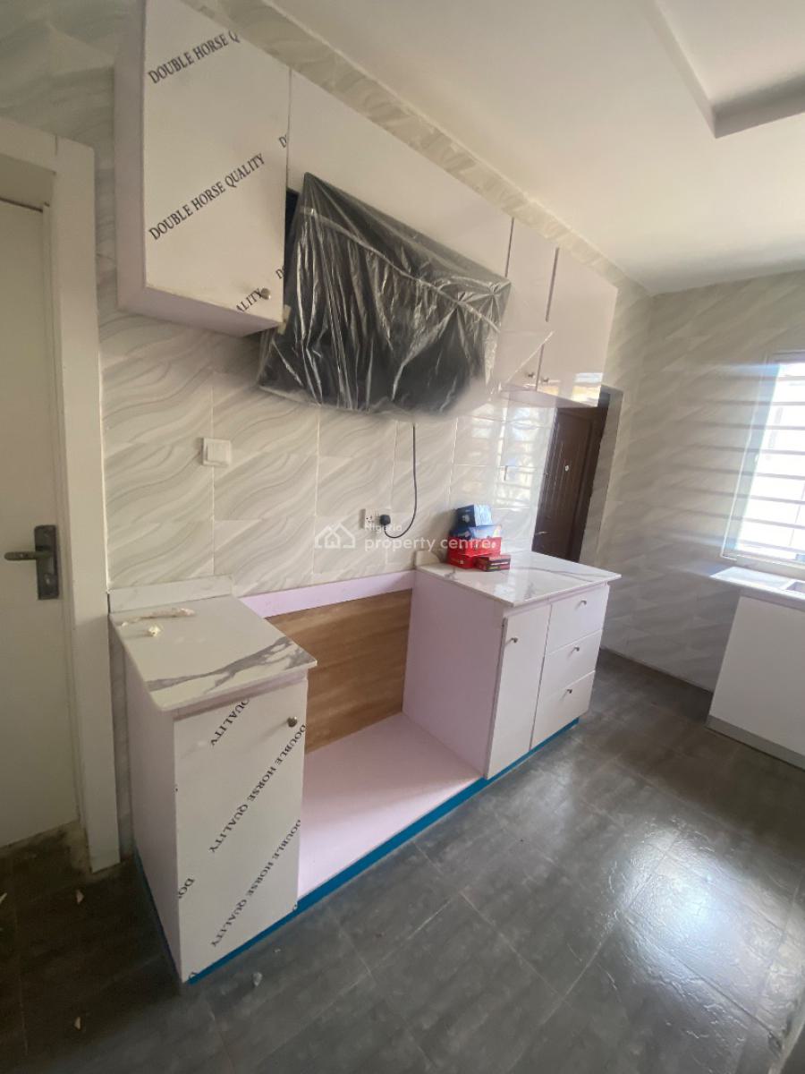 Massive 3 Bedroom Apartment with All Rooms Ensuit Plus Visitors Toilet, Collindale Estate Behind Stadium Hotel, Surulere, Lagos, House for Rent