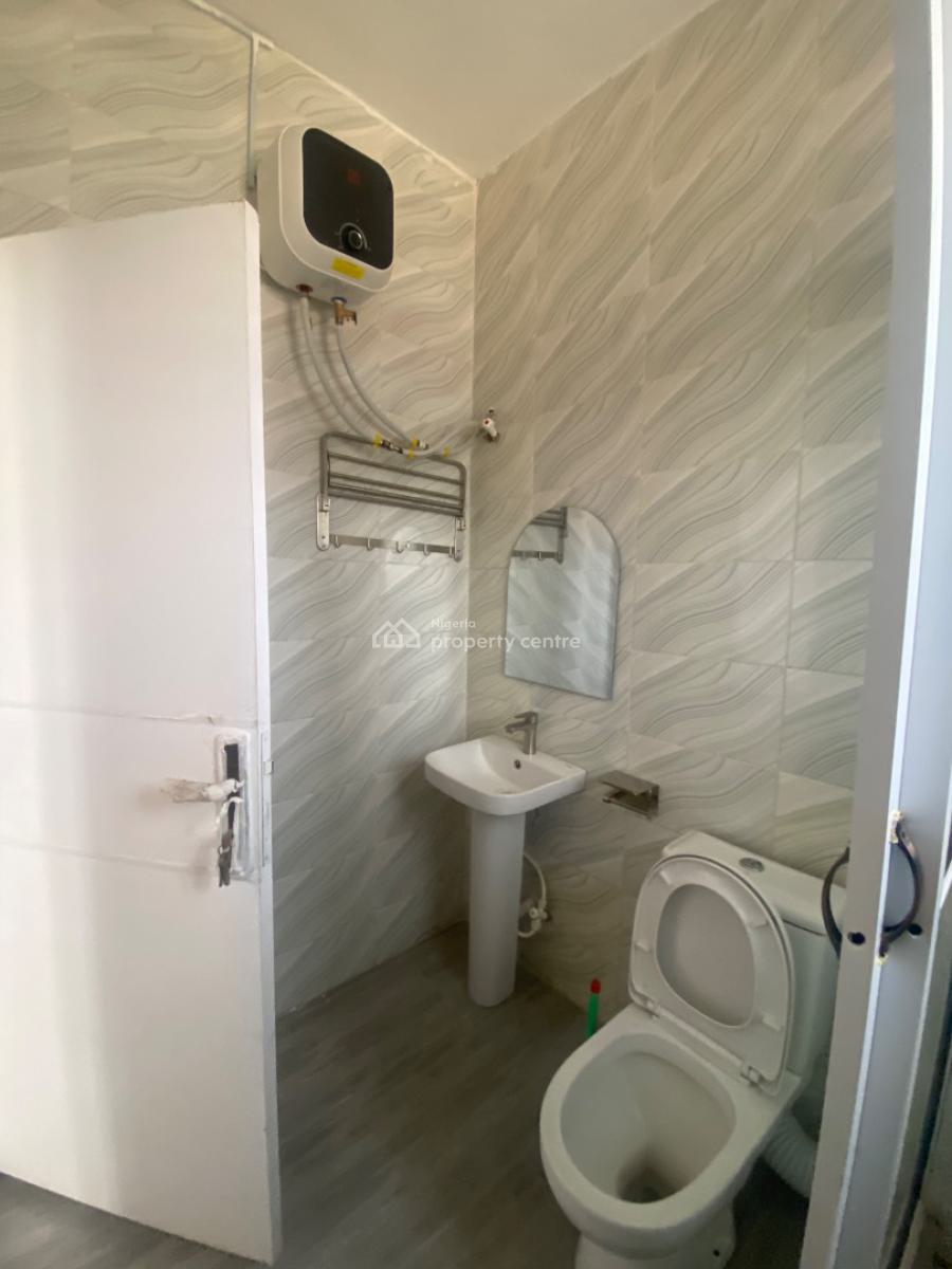 Massive 3 Bedroom Apartment with All Rooms Ensuit Plus Visitors Toilet, Collindale Estate Behind Stadium Hotel, Surulere, Lagos, House for Rent