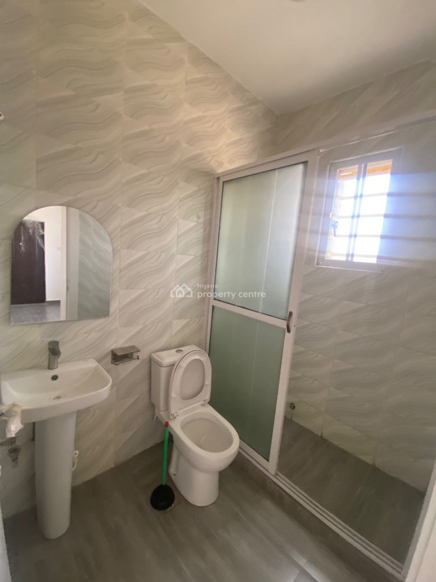Massive 3 Bedroom Apartment with All Rooms Ensuit Plus Visitors Toilet, Collindale Estate Behind Stadium Hotel, Surulere, Lagos, House for Rent