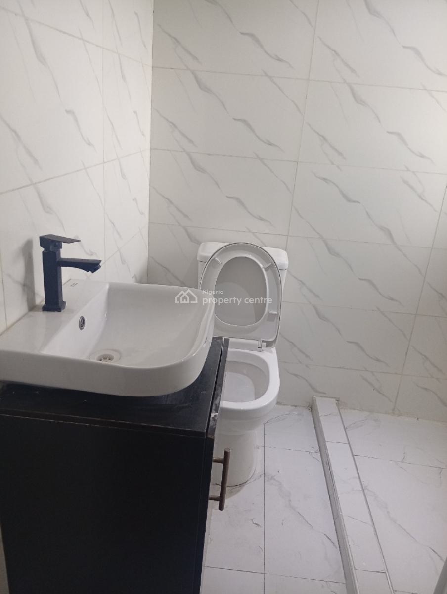 a Monthly Or Daily Payment Serviced Rooms in Lekki Phase 1, Lekki Phase 1, Lekki Phase 1, Lekki, Lagos, Flat / Apartment for Rent