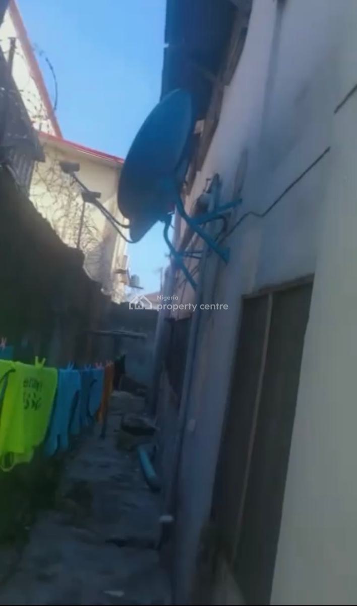 Two Units of 3 Bedroom Flats, Ogunlana, Surulere, Lagos, Block of Flats for Sale