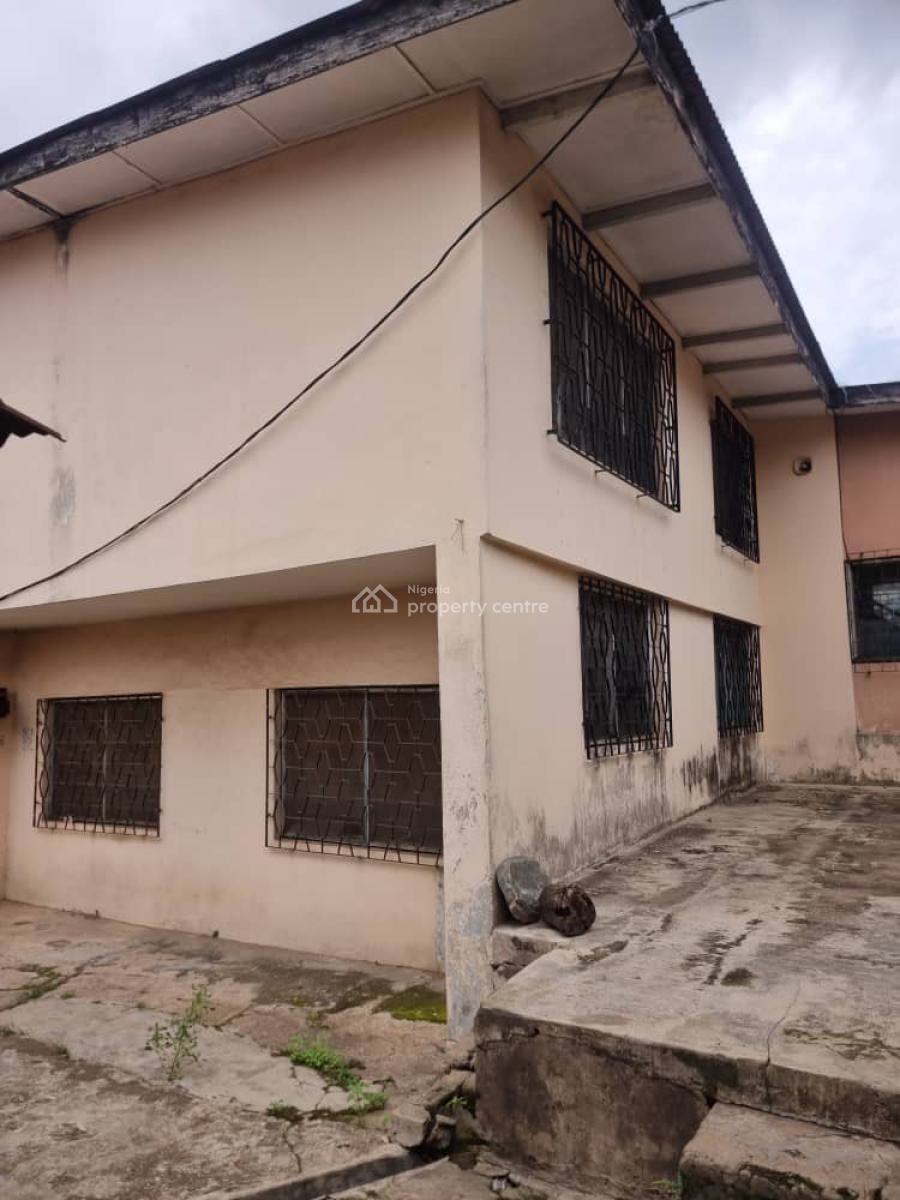 Spacious 8 Bedrooms Detached House with 3 Bedrooms Bq, Bibilari Street, Ikolaba, Ibadan, Oyo, Detached Duplex for Sale