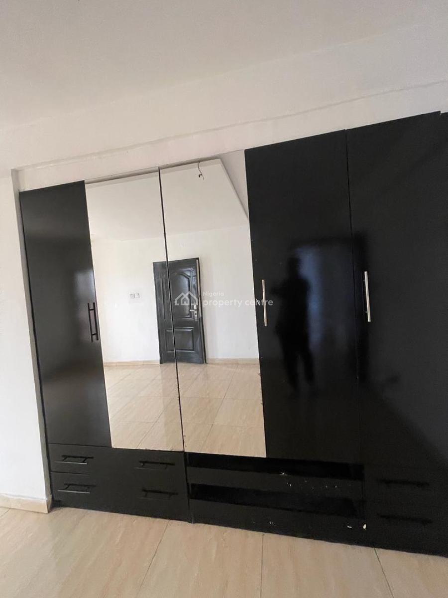 Spacious 3 Bedroom Apartment with Bq, Pool and Gym, Ikate, Lekki, Lagos, Flat / Apartment for Sale