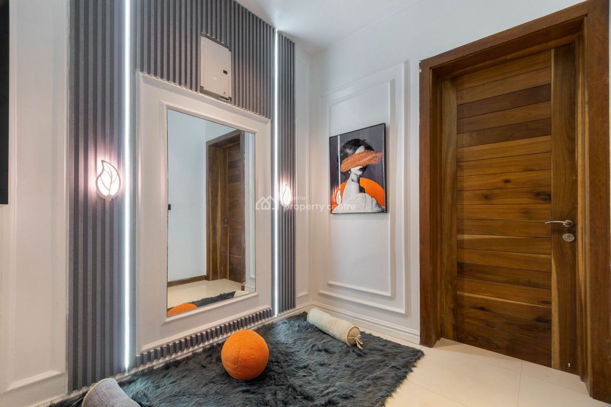 Luxury 1 Bedroom Apartment with Cinema, Lekki Phase 1, Lekki, Lagos, Flat / Apartment Short Let