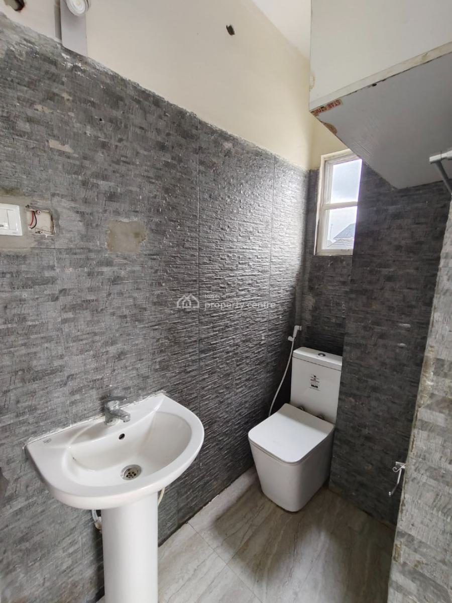 Sharp 2 Bedrooms Apartment, After Blenco Sangotedo, Ajah, Lagos, Flat / Apartment for Rent