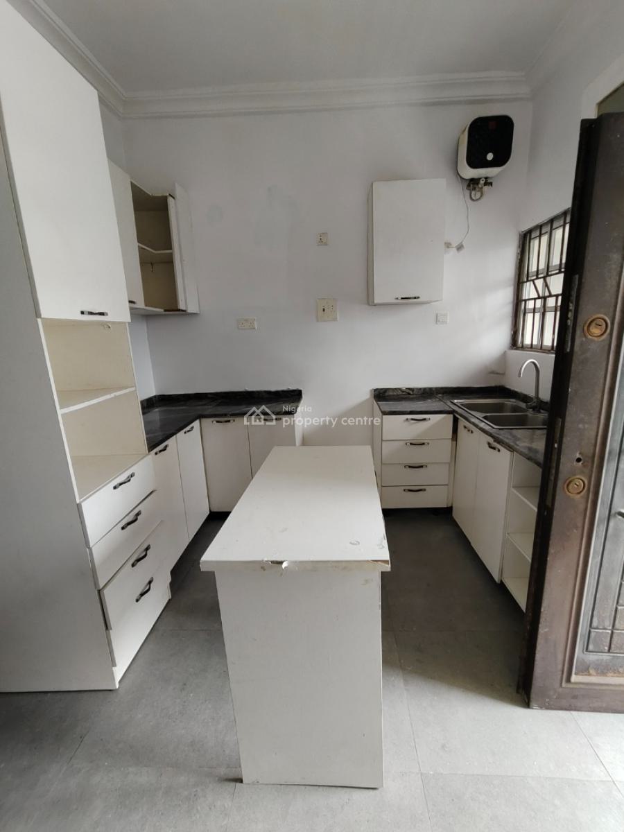 Sharp 2 Bedrooms Apartment, After Blenco Sangotedo, Ajah, Lagos, Flat / Apartment for Rent