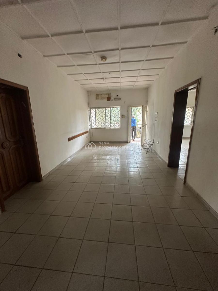 6 Bedrooms Fully Detached Duplex,4 Rooms Bq , Strictly for Office Use, Wuse2. Strategic Location, Wuse 2, Abuja, Detached Duplex for Rent