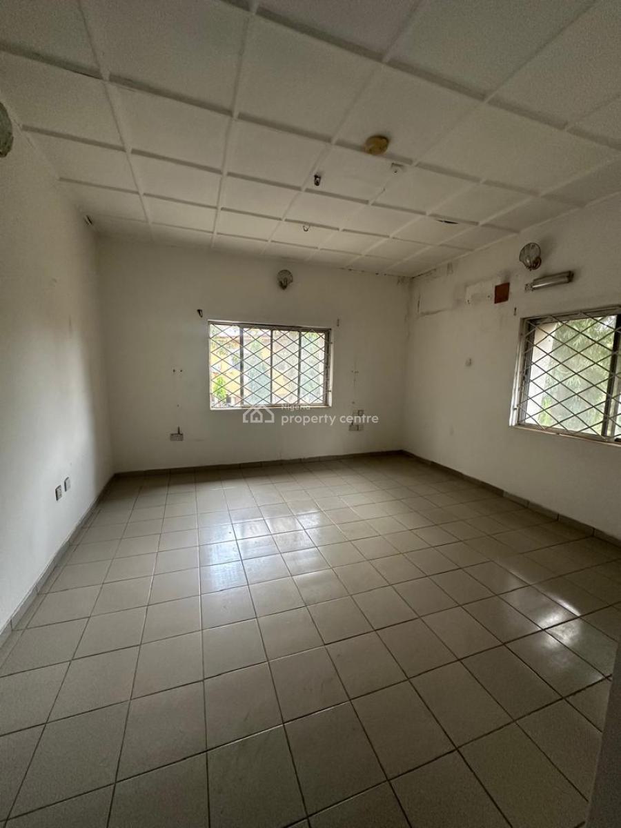 6 Bedrooms Fully Detached Duplex,4 Rooms Bq , Strictly for Office Use, Wuse2. Strategic Location, Wuse 2, Abuja, Detached Duplex for Rent