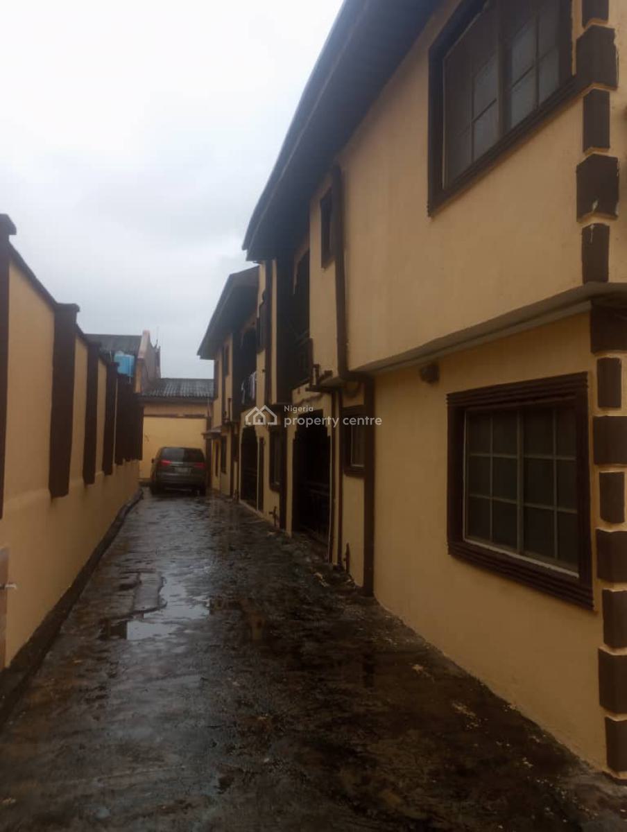 Standard 3 Bedroom Flat, Haruna Bus Stop, Ikorodu, Lagos, House for Rent
