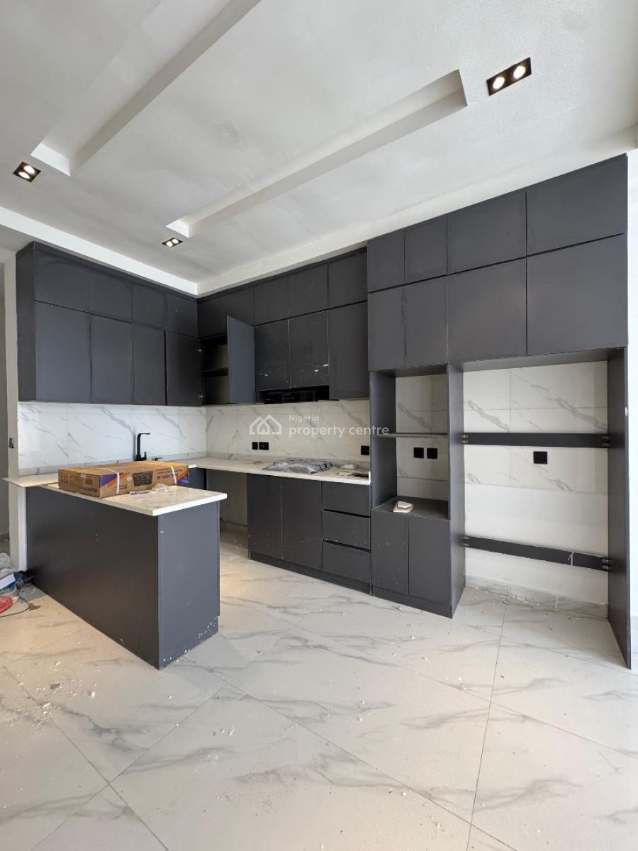 Spacious 2 Bedroom Apartment, Ikate, Lekki, Lagos, Flat / Apartment for Sale