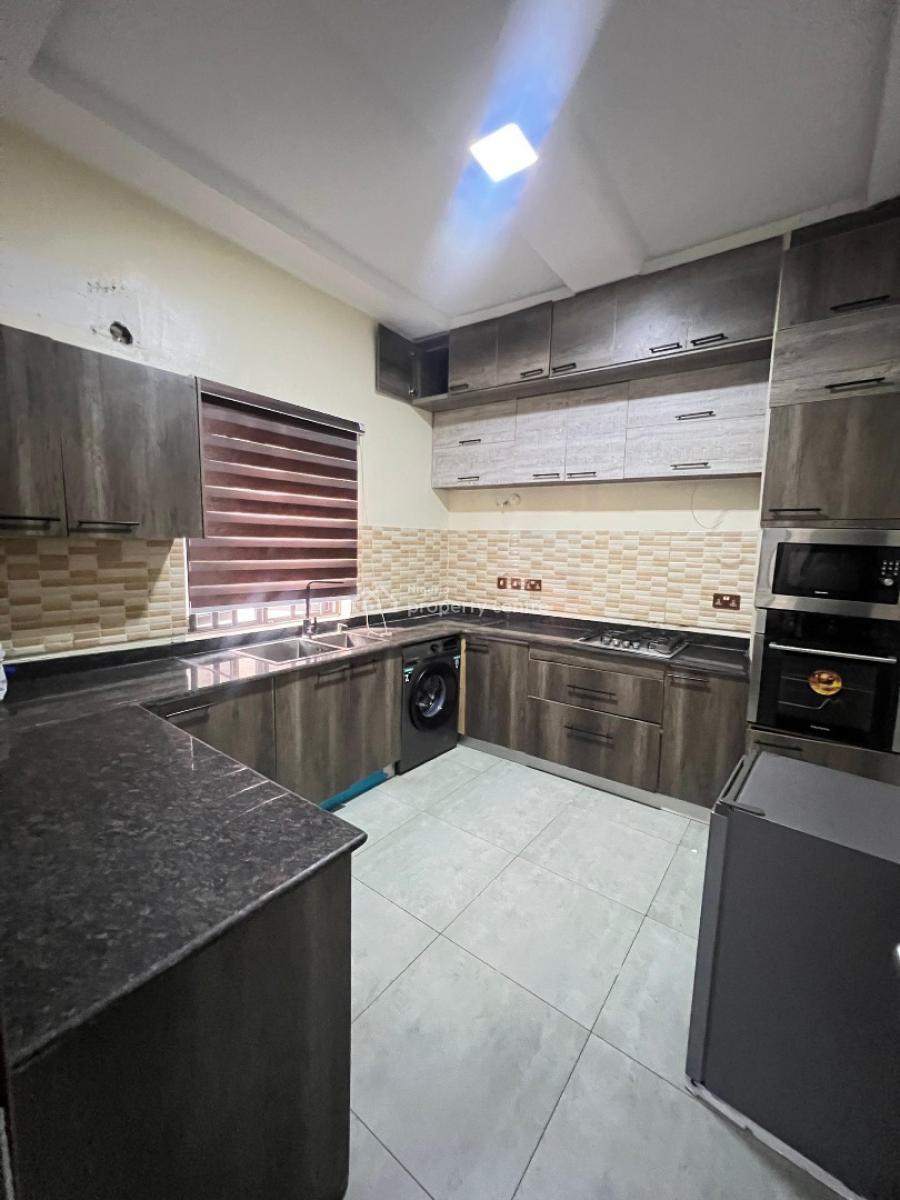 Well Furnished 2 Bedroom Apartment Within a Serene Environment, Ikate, Lekki, Lagos, Flat / Apartment for Rent