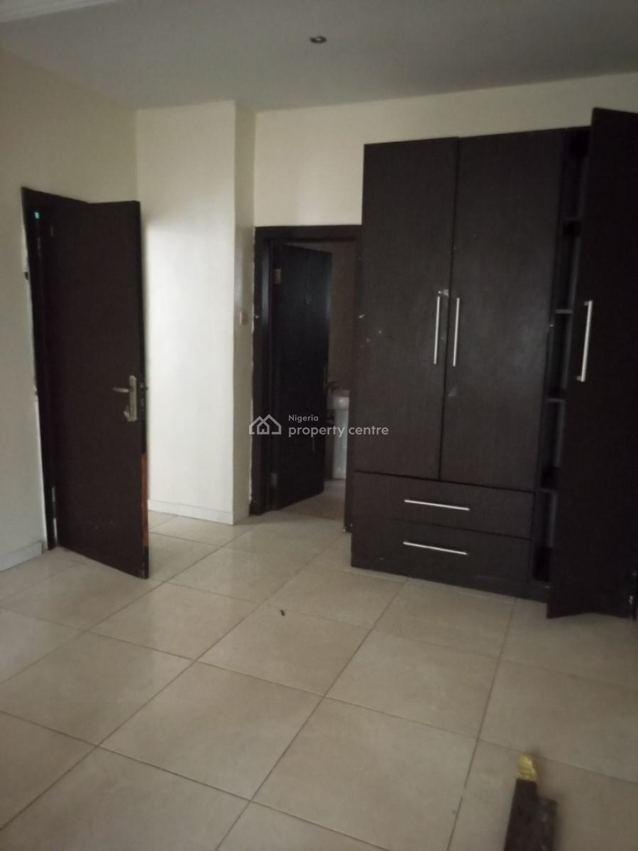 Self Service 3bedroom Terrace Newly Renovated, Secured Estate, Secured Estate, Osapa, Lekki, Lagos, Terraced Duplex for Rent