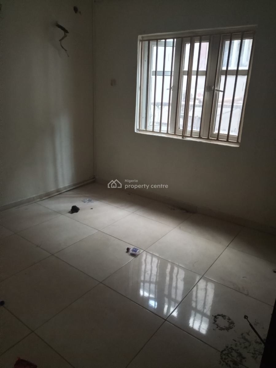 Self Service 3bedroom Terrace Newly Renovated, Secured Estate, Secured Estate, Osapa, Lekki, Lagos, Terraced Duplex for Rent