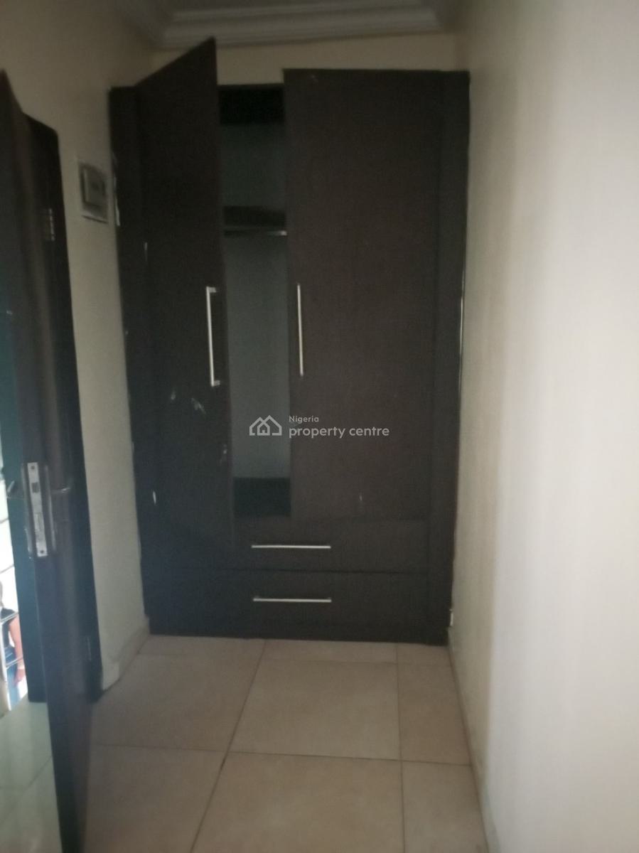 Self Service 3bedroom Terrace Newly Renovated, Secured Estate, Secured Estate, Osapa, Lekki, Lagos, Terraced Duplex for Rent