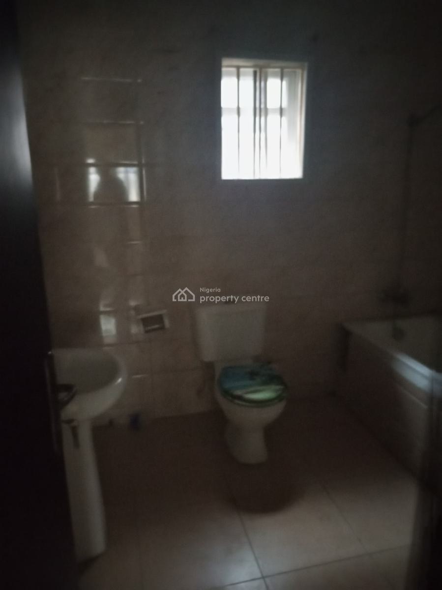 Self Service 3bedroom Terrace Newly Renovated, Secured Estate, Secured Estate, Osapa, Lekki, Lagos, Terraced Duplex for Rent
