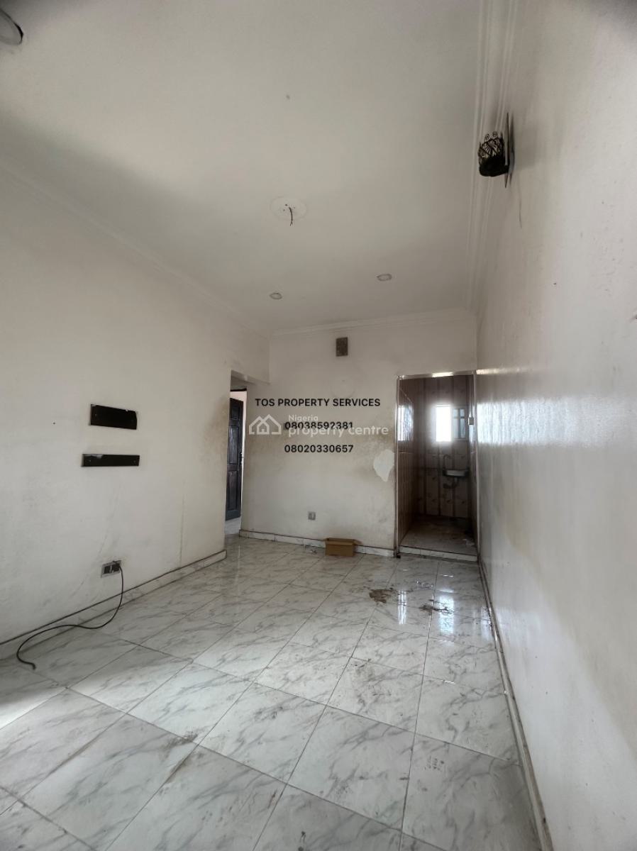 Standard Miniflat + Car Park, Prepaid Meter, Sabo-alagomeji, Alagomeji, Yaba, Lagos, Mini Flat (room and Parlour) for Rent