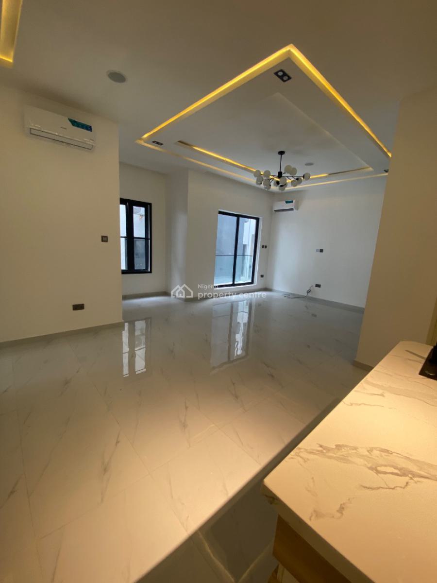 Luxury 2bedroom Apartment with Elevator, Swimming Pool, Gym, Ac, Lekki, Lagos, Flat / Apartment for Rent