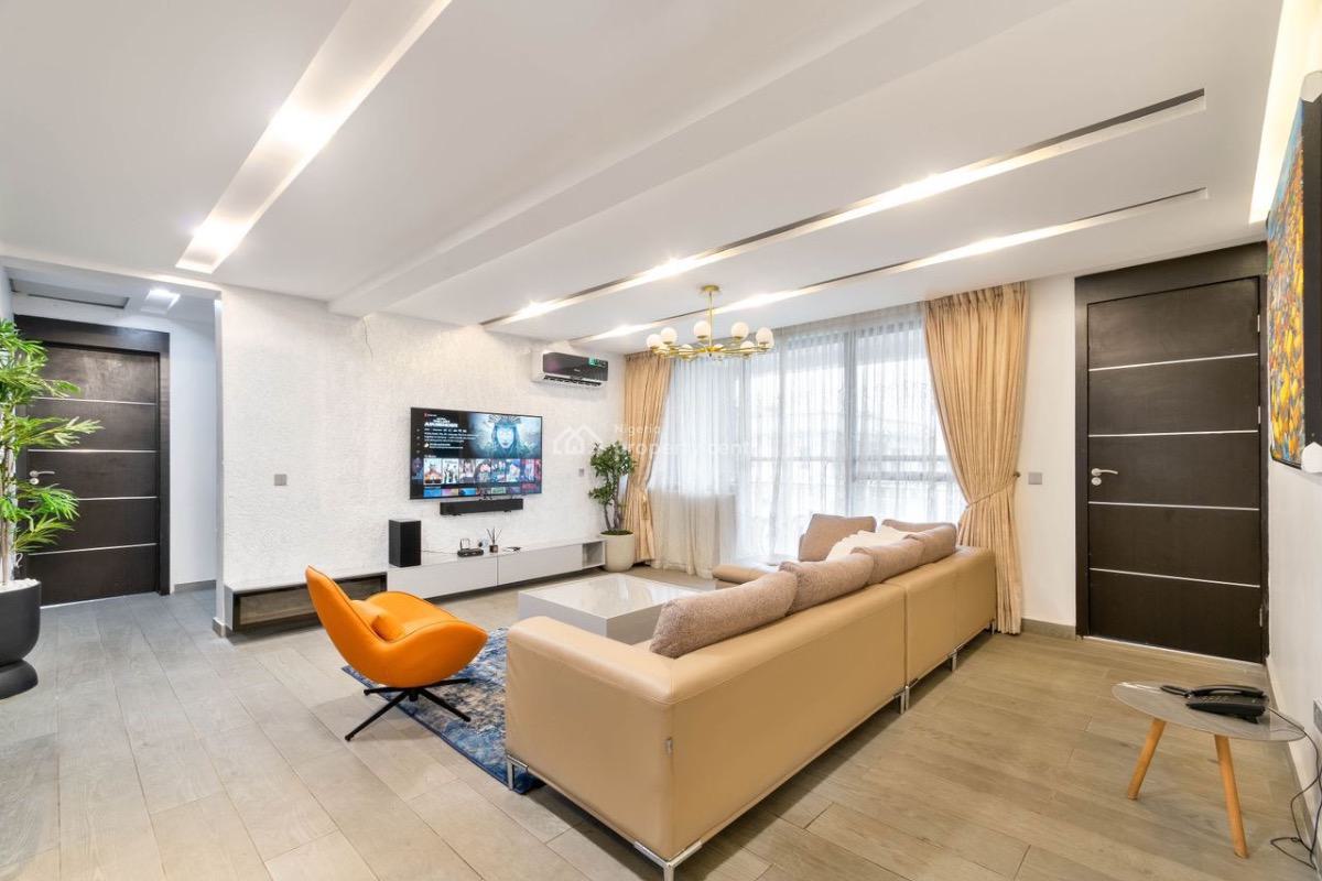 2 Bedroom Apartment (4th Floor) with Swimming Pool & Gym, Chef Available on Demand., Lekki Phase 1, Lekki, Lagos, Flat / Apartment Short Let