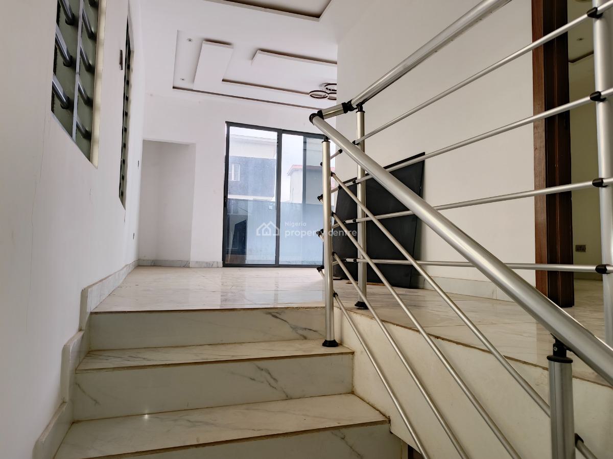 5bedroom Commercial Office Space, Ikeja Gra, Ikeja, Lagos, Office Space for Rent