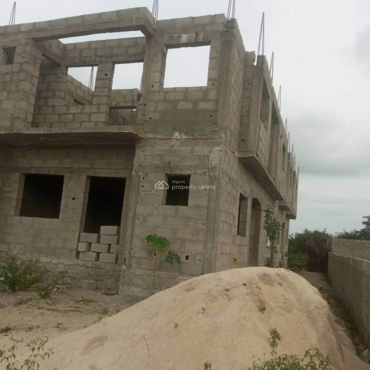 Uncompleted 10 Bedrooms  in Awoyaya Lekki, Awoyaya, Ibeju Lekki, Lagos, Block of Flats for Sale