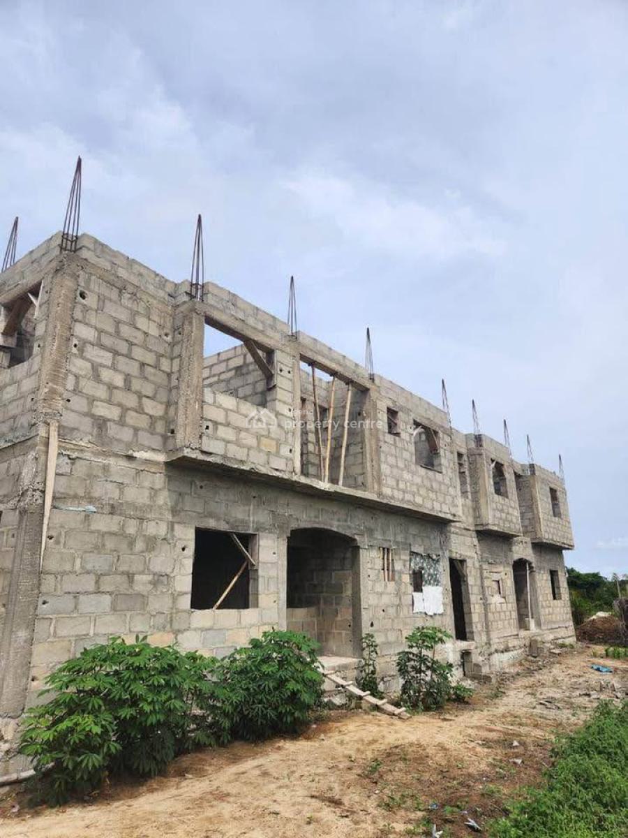 Uncompleted 10 Bedrooms  in Awoyaya Lekki, Awoyaya, Ibeju Lekki, Lagos, Block of Flats for Sale