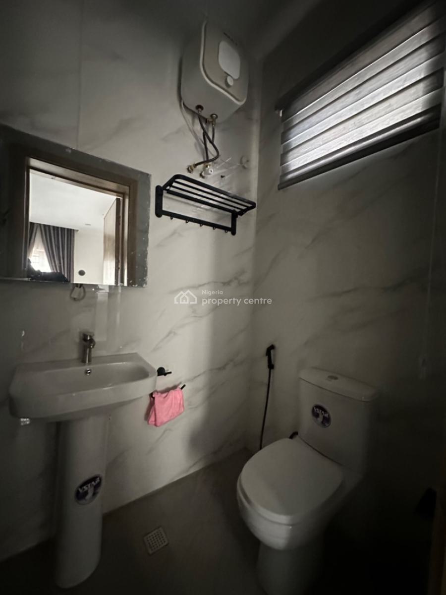 Luxurious Finished 3 Bedroom Apartment in a Prestigious Location, Shonibare, Maryland, Lagos, Flat / Apartment for Sale