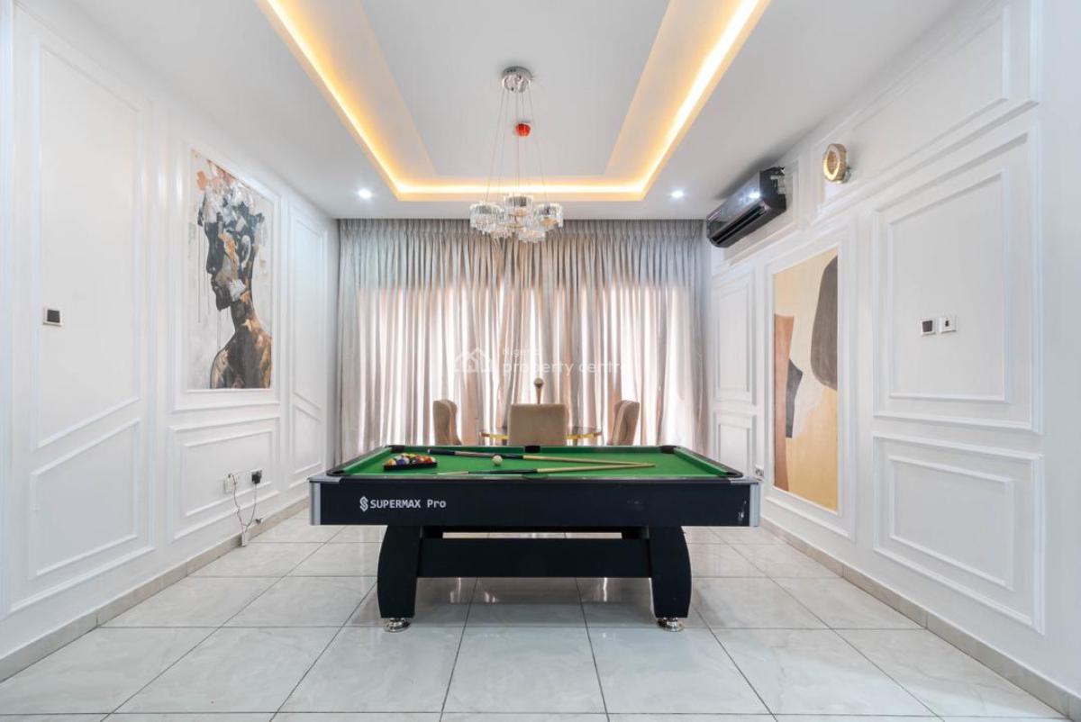3 Bedroom Apartment with Swimming Pool, Lekki, Lagos, Flat / Apartment Short Let