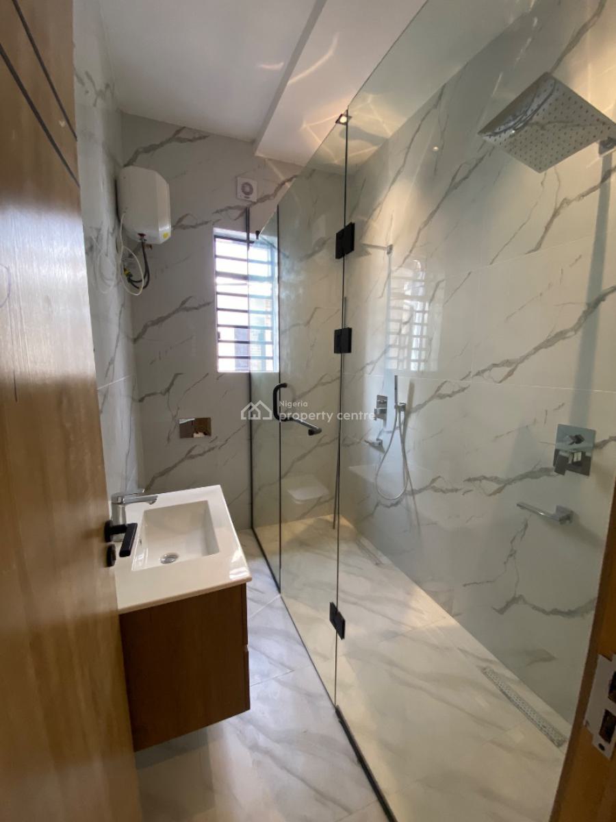 Automated Luxury Serviced 4bedroom Terrace Duplex with Bq,inveter Syst, Lekki Right, Lekki Phase 1, Lekki, Lagos, Terraced Duplex for Sale