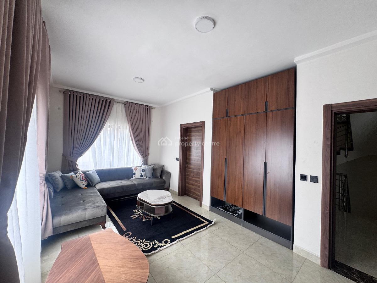 5 Bedrooms Semi Detached Duplex, Mabushi, Abuja, Semi-detached Duplex for Sale