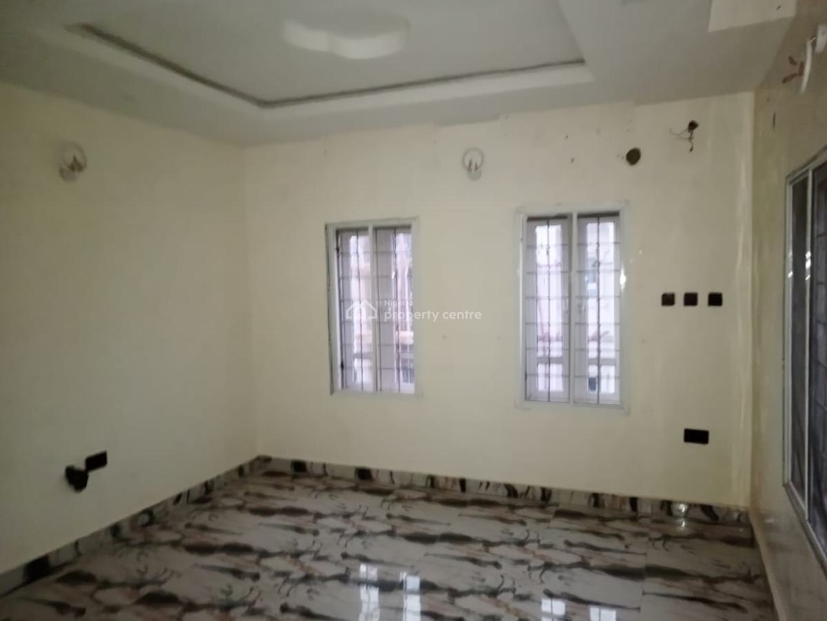 4 Bed Duplex with Bq, Lugbe District, Abuja, Terraced Duplex for Sale