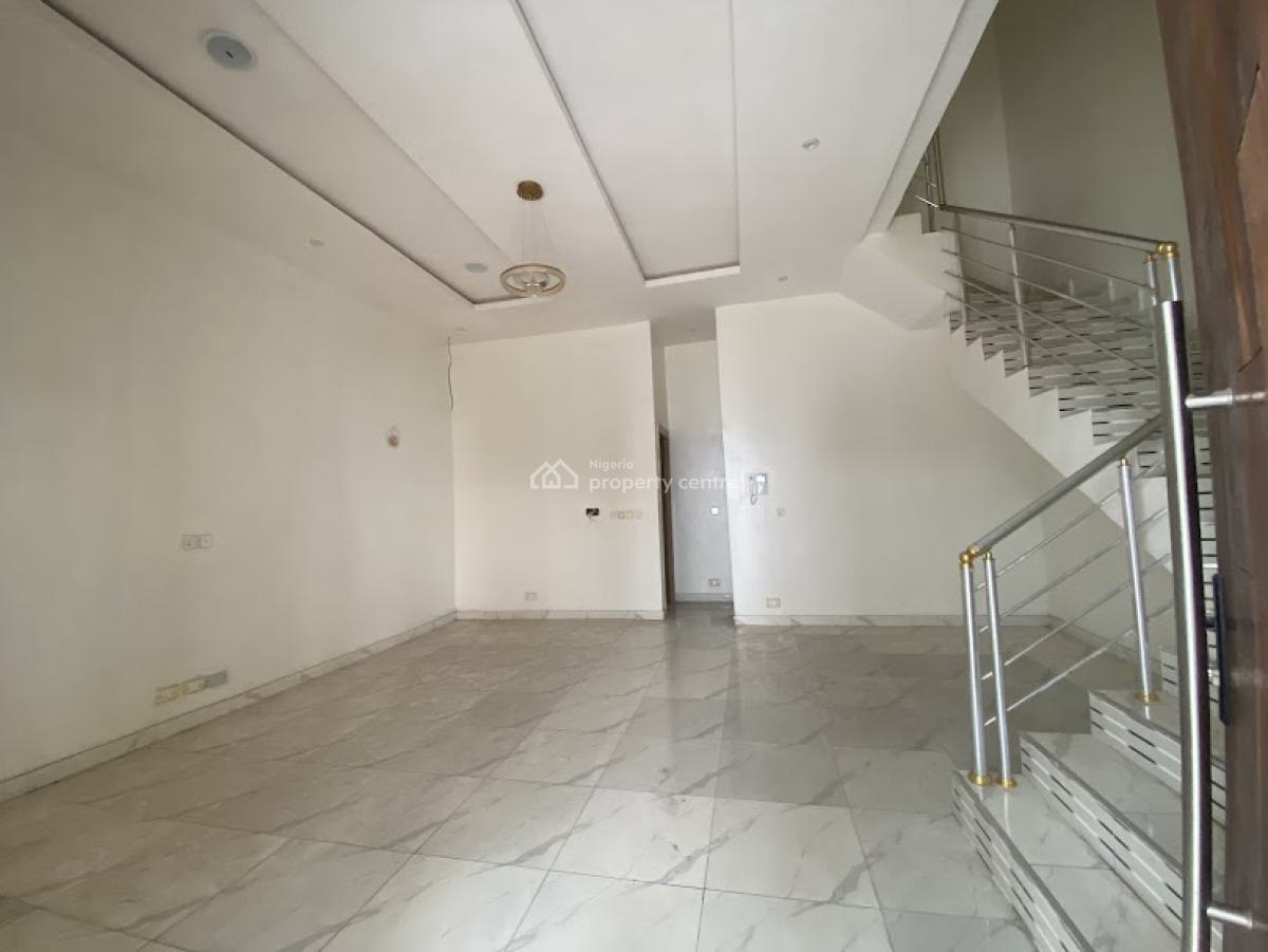 4 Bedrooms Duplex Available with Swimming Pool & Football Court, Ikota, Lekki, Lagos, Terraced Duplex for Sale