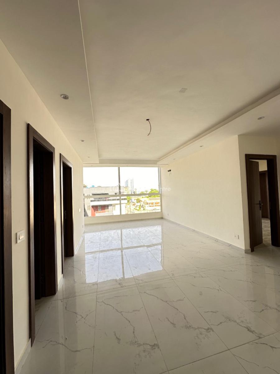 Aesthetically Pleasing 3 Bedroom Apartment Suitable for Investment, Vi, Victoria Island (vi), Lagos, Block of Flats for Sale