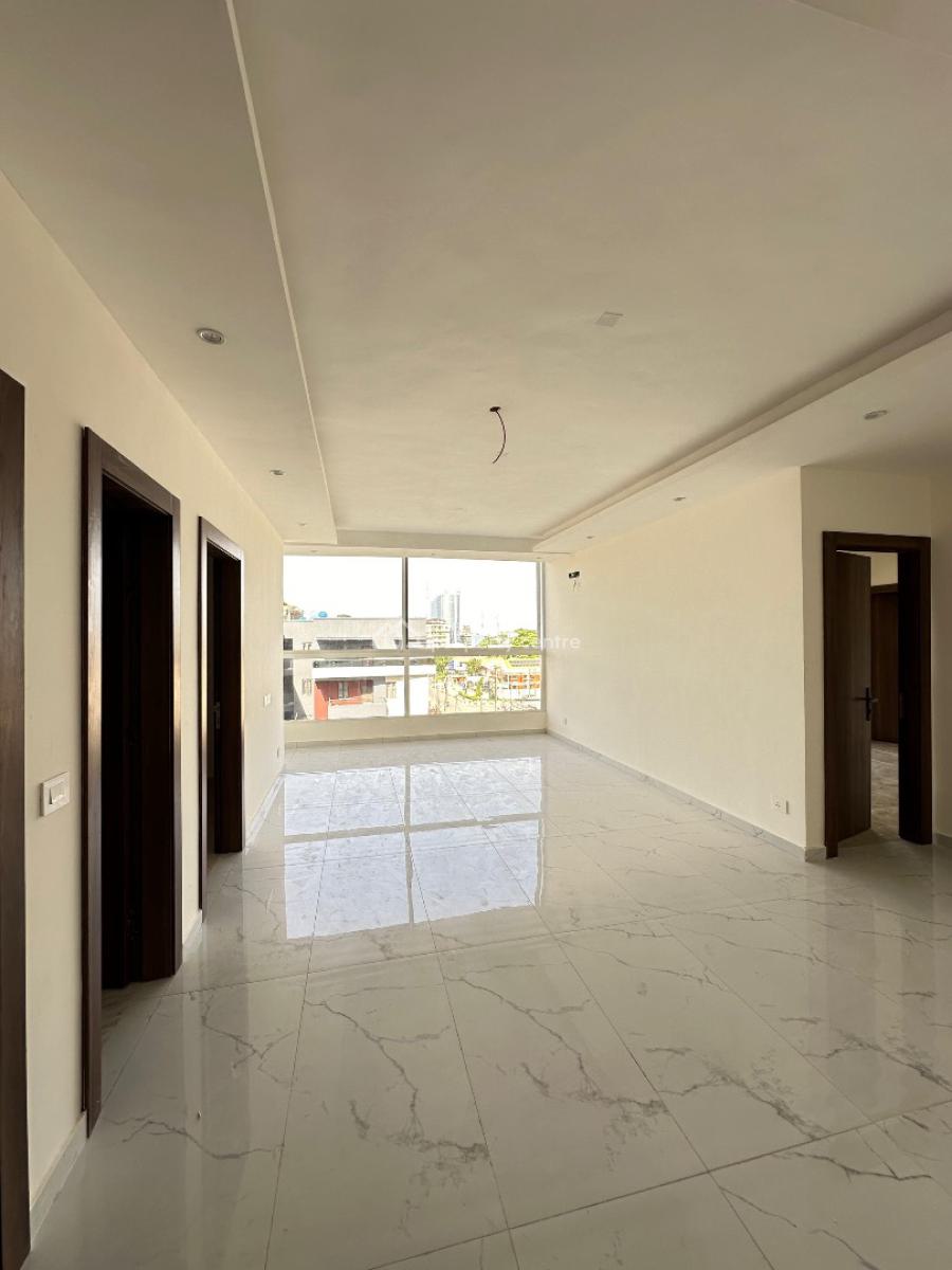 Aesthetically Pleasing 3 Bedroom Apartment Suitable for Investment, Vi, Victoria Island (vi), Lagos, Block of Flats for Sale