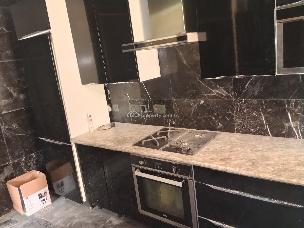 Spacious Self Contain Available, Banana Island Estate, Ikoyi, Lagos, Self Contain (single Rooms) for Rent