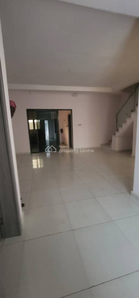 3 Bedroom Terrace Duplex, Chevron, Lekki, Lagos, Terraced Duplex for Sale