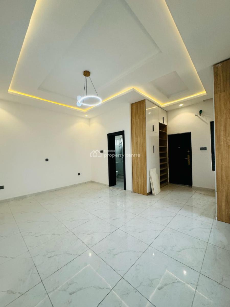 Luxury 4 Bedrooms Semi-detached Duplex, Olowora, Magodo, Lagos, Semi-detached Duplex for Sale