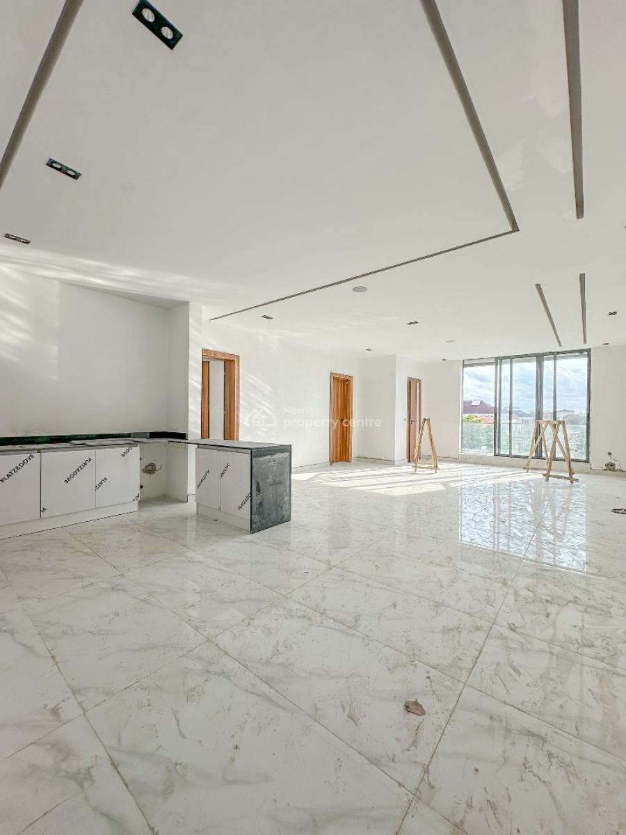 Beautiful 2 Bedroom Apartment with a Pool and Gym, Lekki Phase 1, Lekki, Lagos, Flat / Apartment for Sale