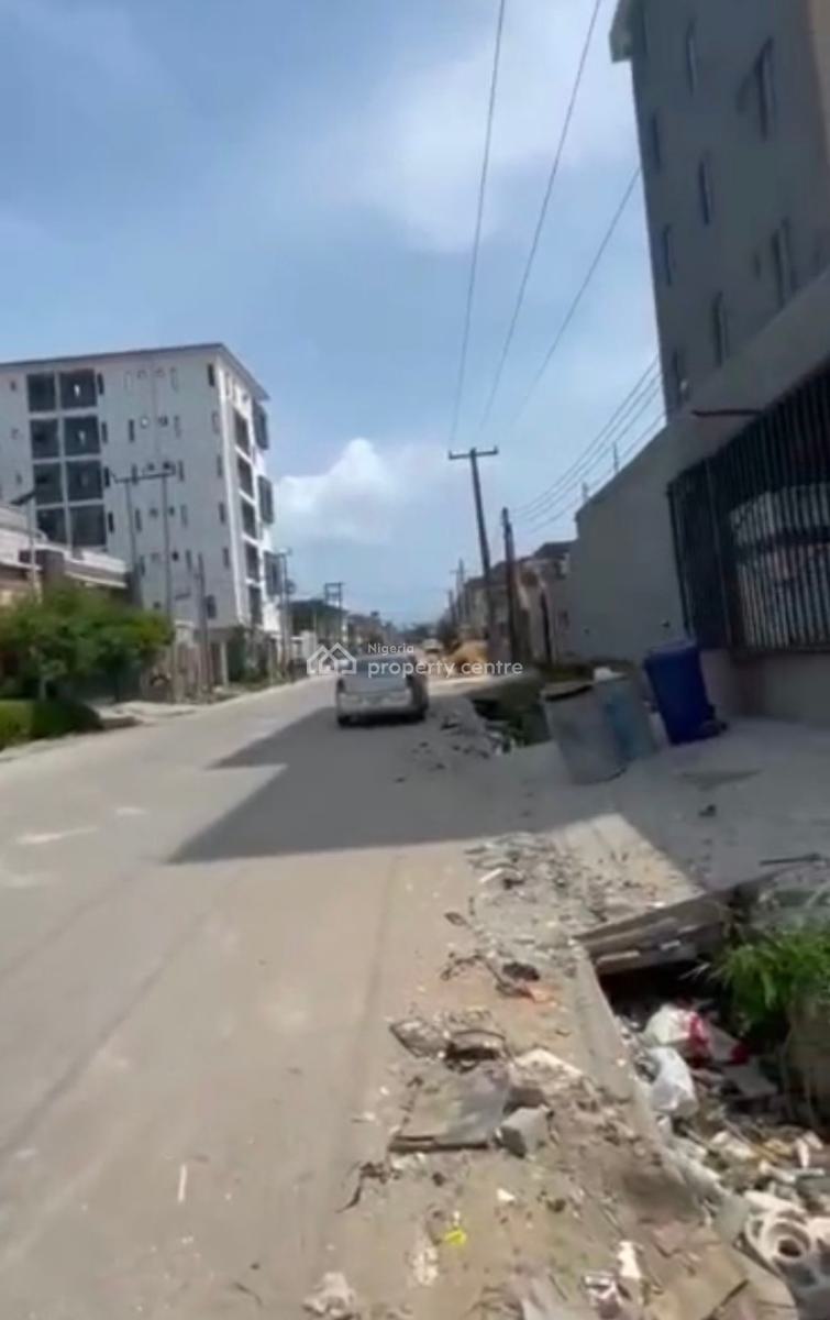 Strategically Located 900sqm Bareland, Gbagbala Ikate, Lekki Phase 1, Lekki, Lagos, Mixed-use Land for Sale