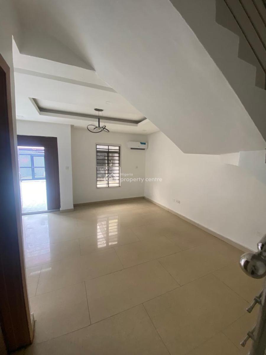 Brand New 4 Bedroom Semi-detached Duplex with Bq, Lekki Phase 1, Lekki, Lagos, Semi-detached Duplex for Rent