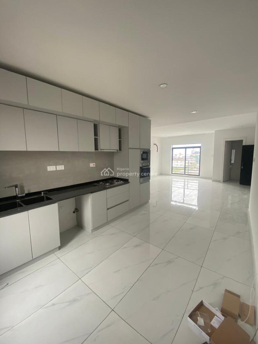 Exquisitely Built 3 Bedroom Apartment (2 Units Available), Lekki Phase 1, Lekki, Lagos, Flat / Apartment for Rent