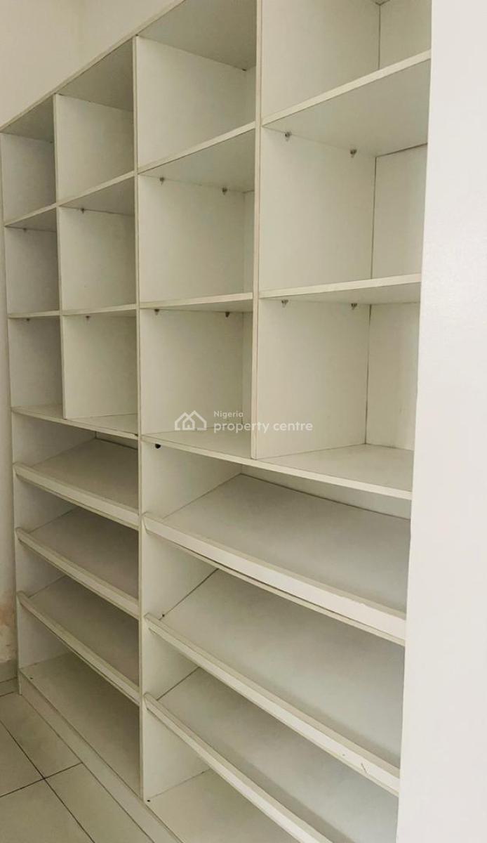3 Bedroom Flat Apartment with Quality Facilities and Standard Fittings, Ologolo, Lekki, Lagos, House for Rent